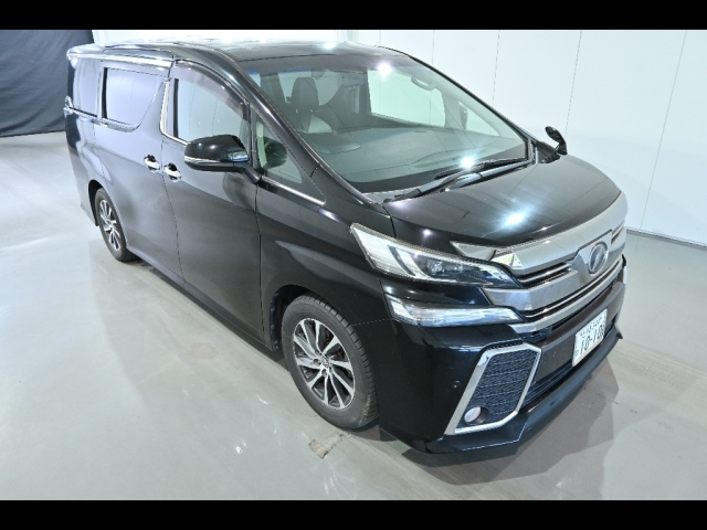 TOYOTA VELLFIRE — фото