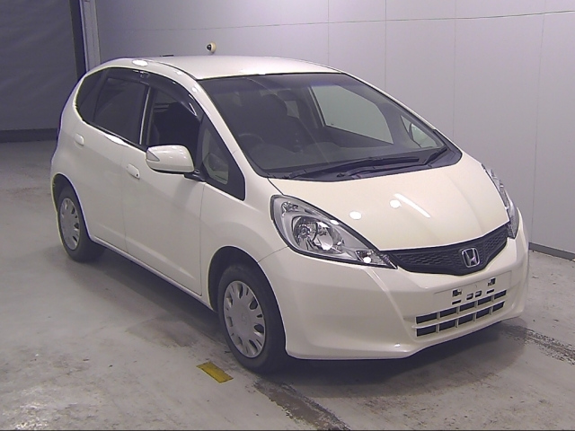 HONDA FIT — фото