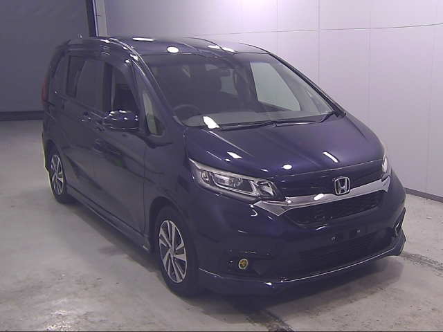 HONDA FREED — фото