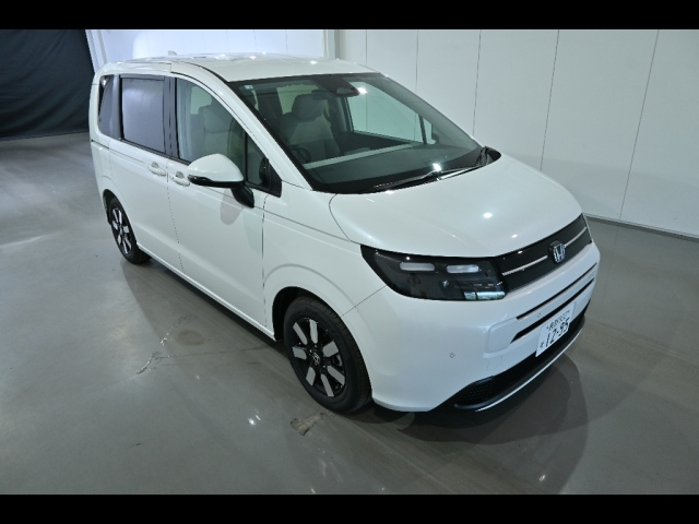 HONDA FREED — фото