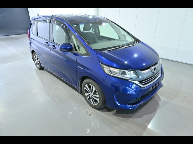 HONDA FREED — фото