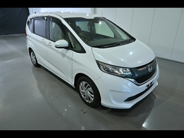 HONDA FREED — фото