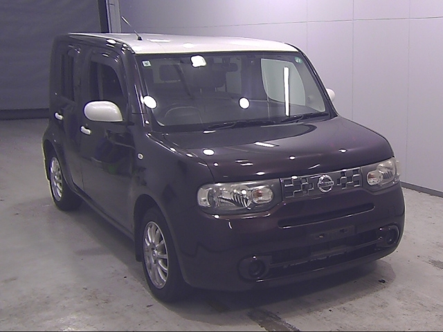 NISSAN CUBE — фото