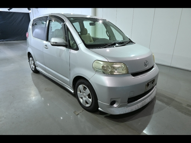 TOYOTA PORTE — фото