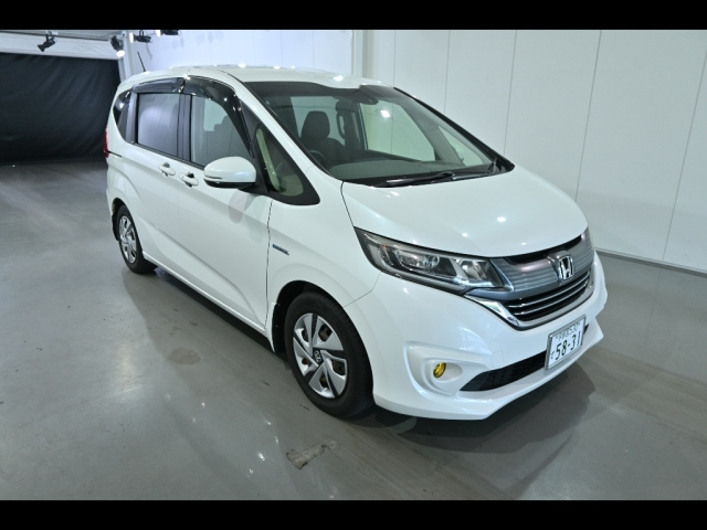 HONDA FREED — фото