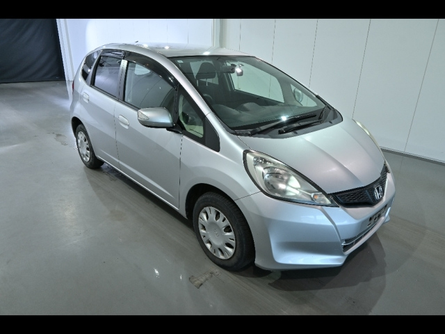 HONDA FIT — фото