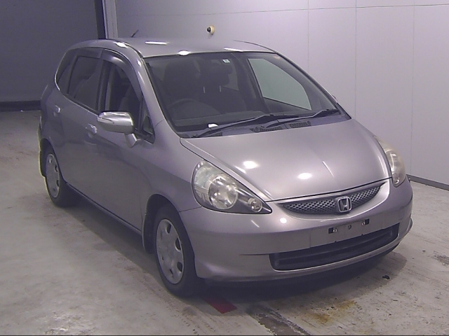HONDA FIT — фото