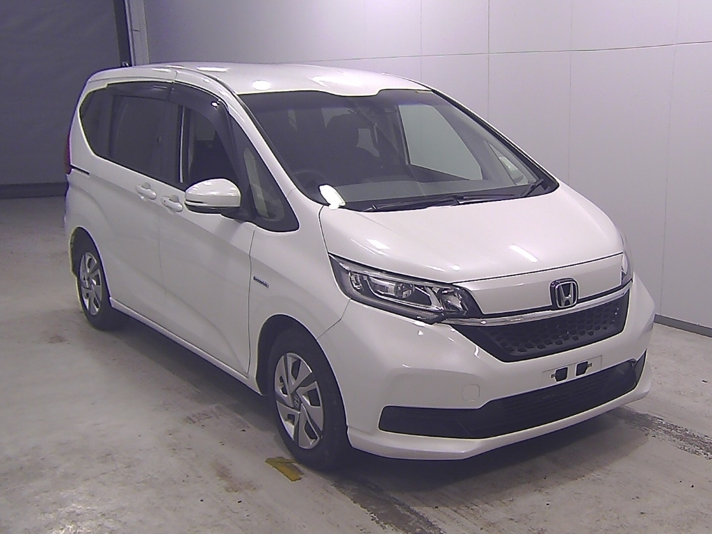 HONDA FREED — фото