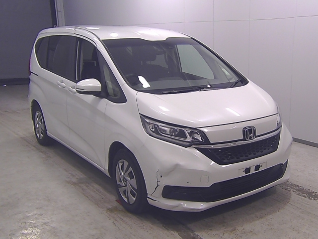 HONDA FREED — фото