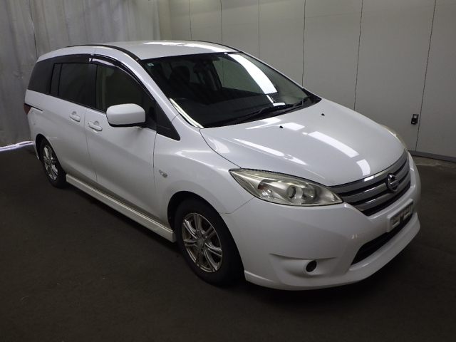 NISSAN LAFESTA — фото