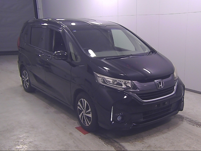 HONDA FREED — фото