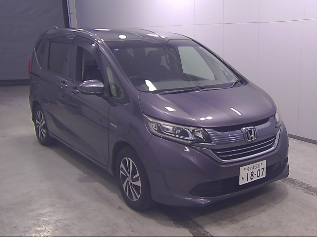 HONDA FREED — фото
