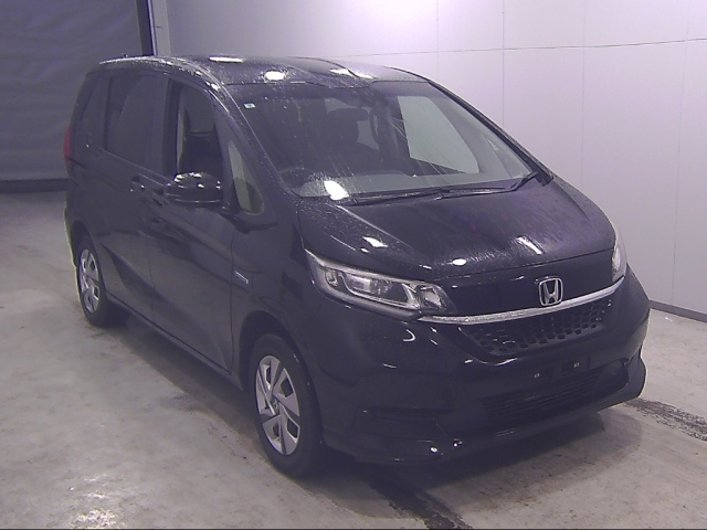 HONDA FREED — фото