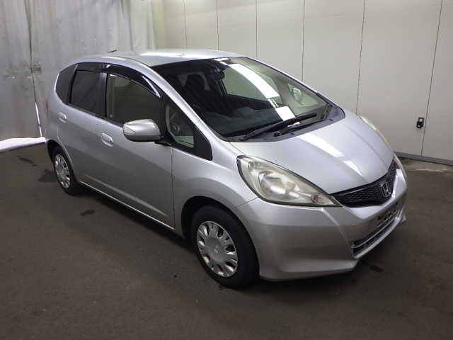 HONDA FIT — фото