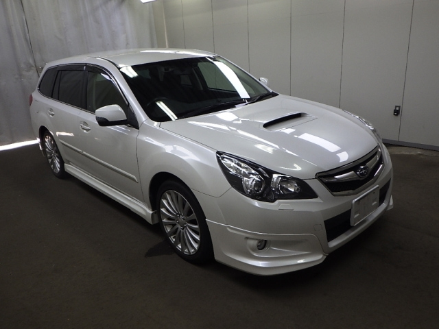 SUBARU LEGACY — фото