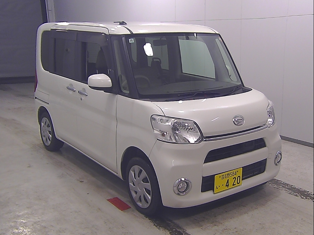 DAIHATSU TANTO — фото