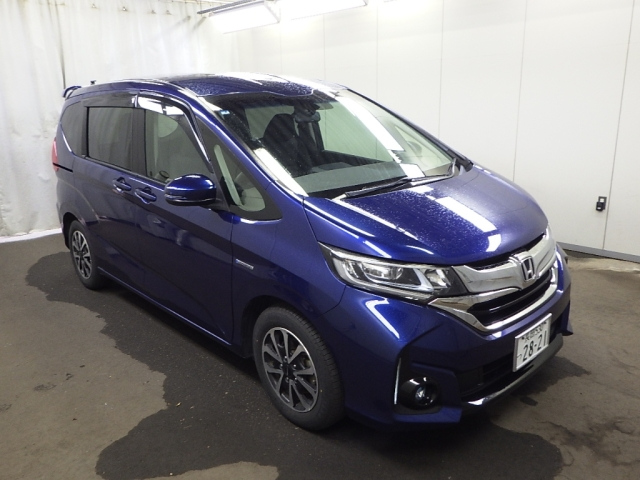 HONDA FREED — фото