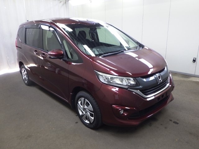 HONDA FREED — фото