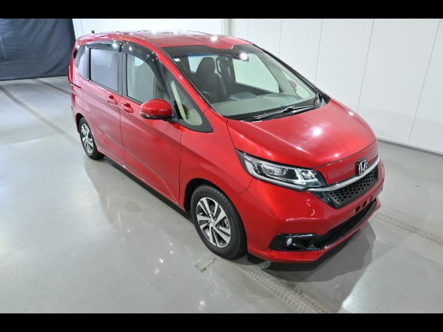 HONDA FREED — фото