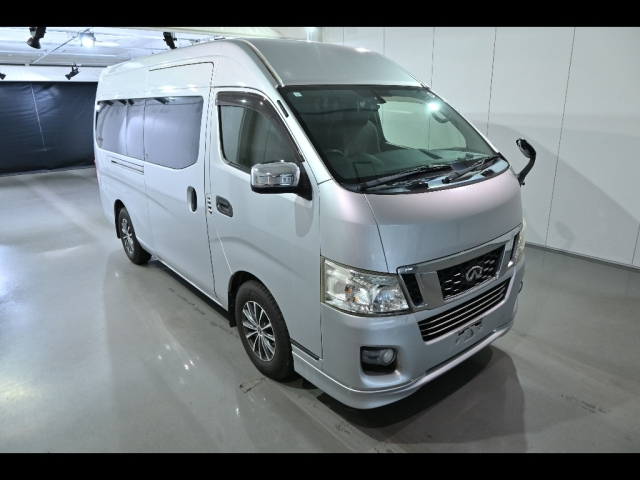 NISSAN CARAVAN — фото