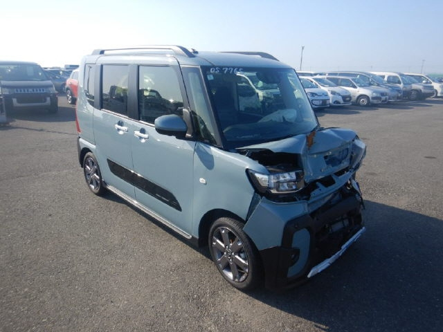 DAIHATSU TANTO — фото