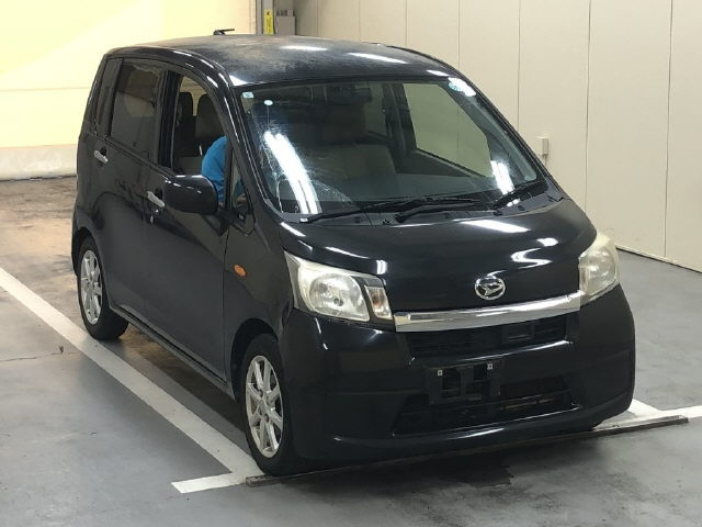 DAIHATSU MOVE — фото