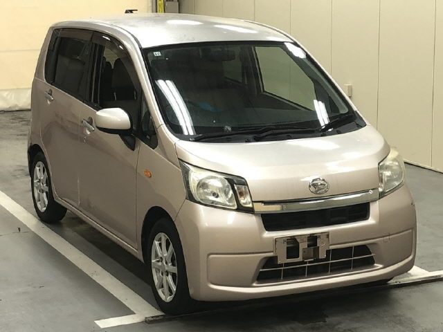DAIHATSU MOVE — фото