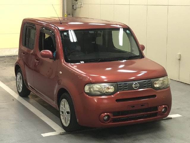 NISSAN CUBE — фото
