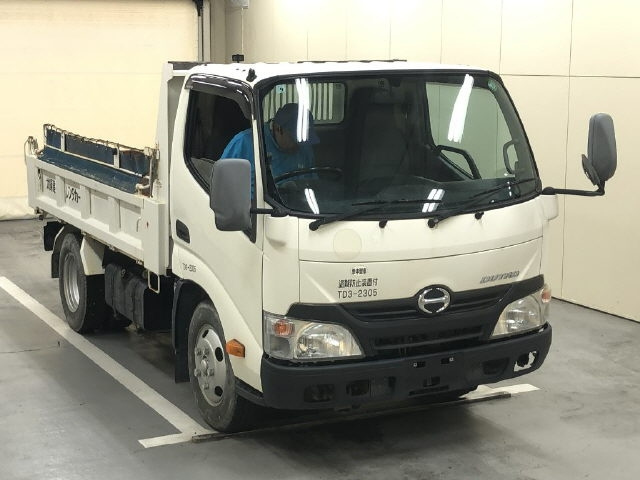HINO DUTRO — фото