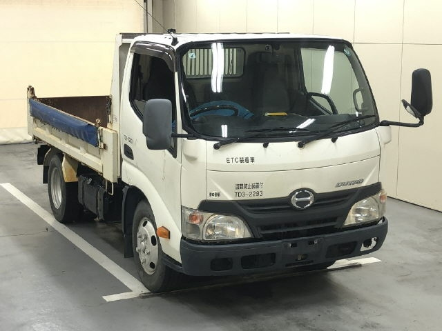 HINO DUTRO — фото