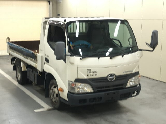 HINO DUTRO — фото