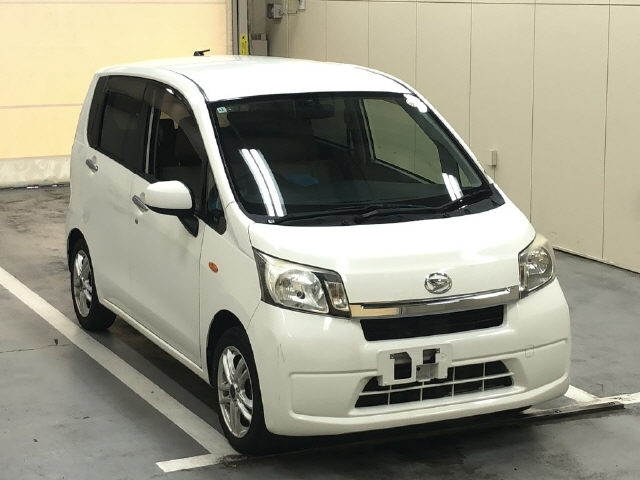 DAIHATSU MOVE — фото