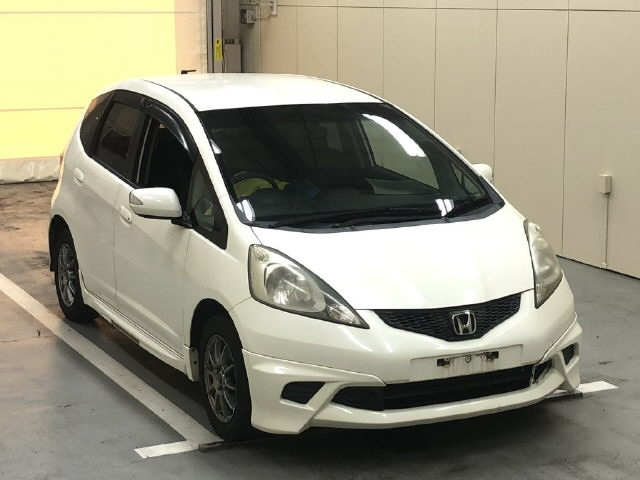HONDA FIT — фото