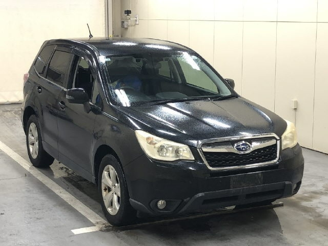 SUBARU FORESTER — фото