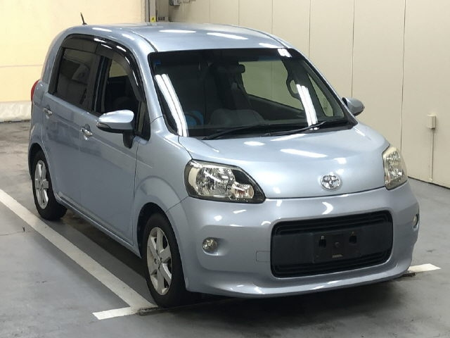 TOYOTA PORTE — фото