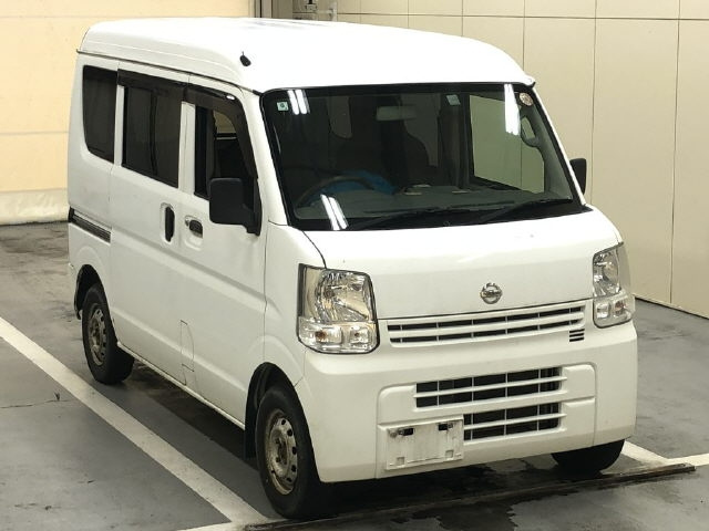 NISSAN CLIPPER — фото