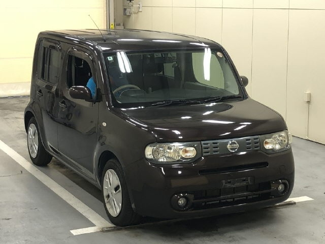 NISSAN CUBE — фото