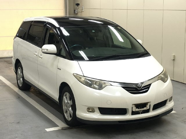 TOYOTA ESTIMA — фото