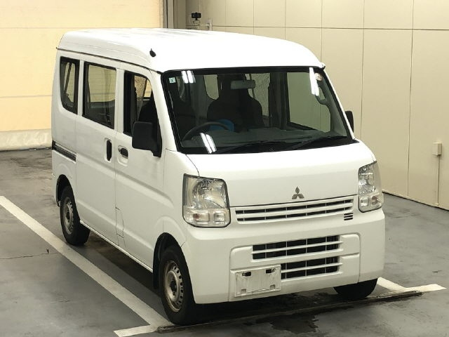 MITSUBISHI MINICAB — фото