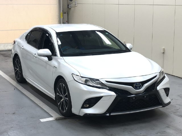 TOYOTA CAMRY — фото
