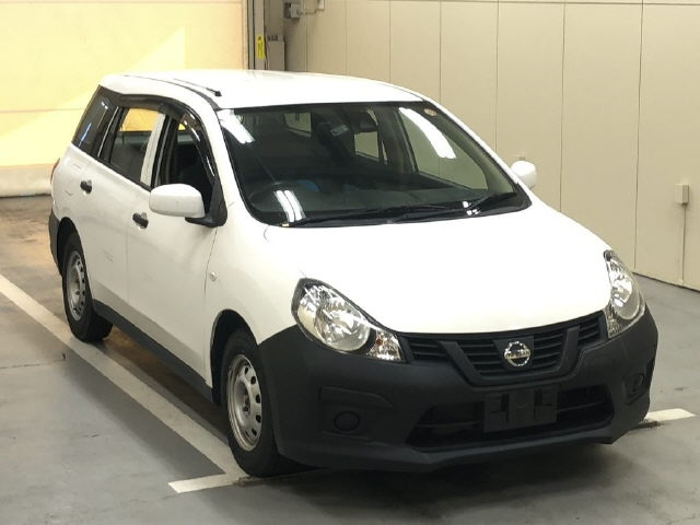 NISSAN AD
