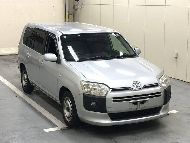 TOYOTA SUCCEED — фото