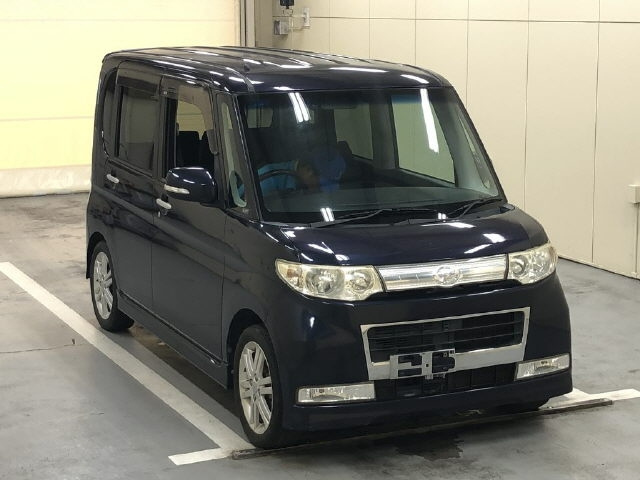 DAIHATSU TANTO — фото