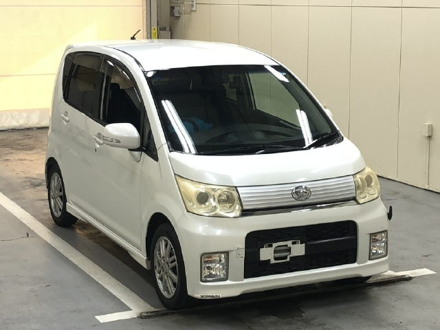 DAIHATSU MOVE — фото
