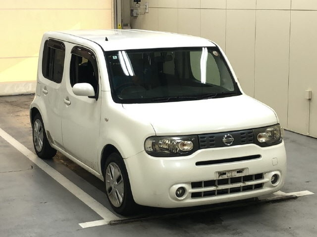NISSAN CUBE — фото
