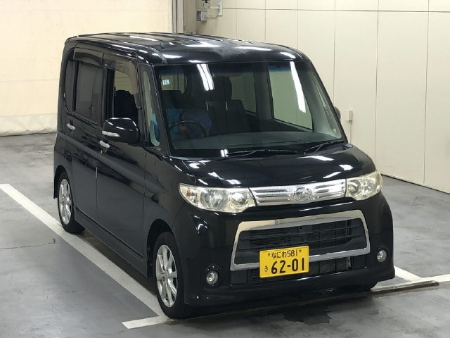 DAIHATSU TANTO — фото