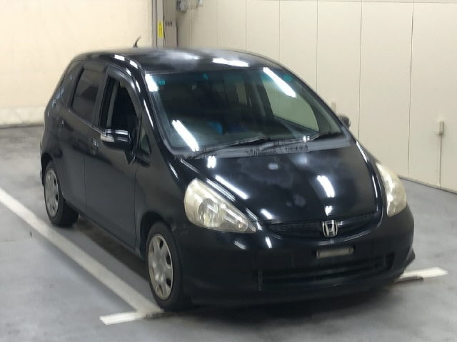 HONDA FIT — фото