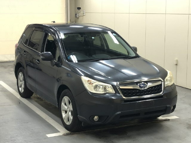 SUBARU FORESTER — фото