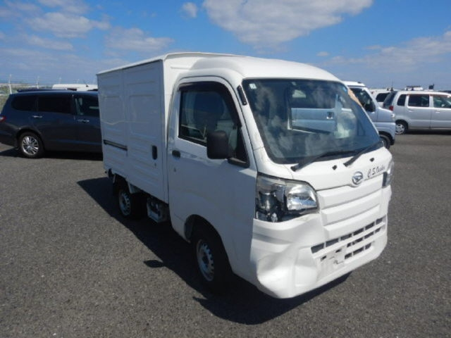 DAIHATSU HIJET — фото