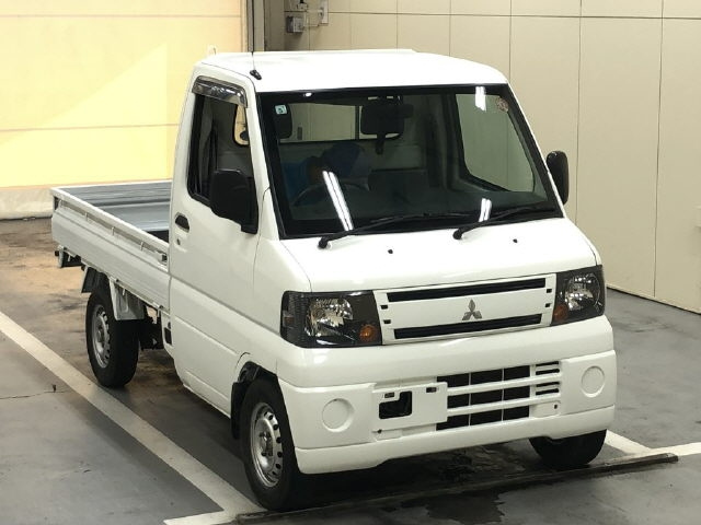 MITSUBISHI MINICAB — фото
